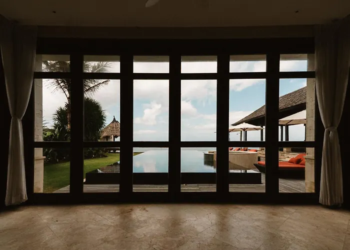 فيلة Rosita Oceanfront With Private Chef In Bali