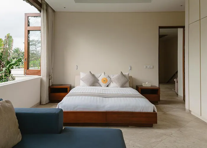 Rosita Oceanfront With Private Chef In Bali فيلة Klungkung