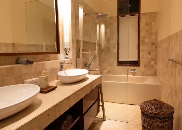 فيلة Rosita Oceanfront With Private Chef In Bali Klungkung