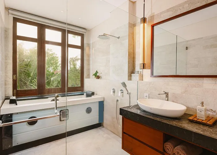 Rosita Oceanfront With Private Chef In Bali فيلة *