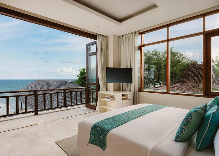 Rosita Oceanfront With Private Chef In Bali Klungkung