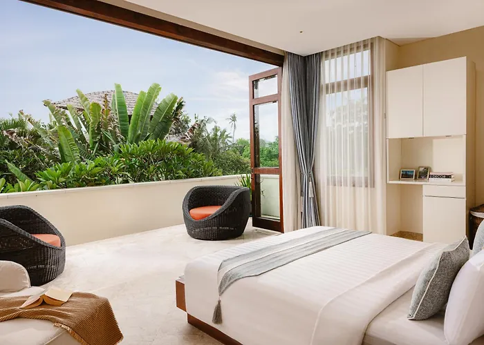 Rosita Oceanfront With Private Chef In Bali فيلة