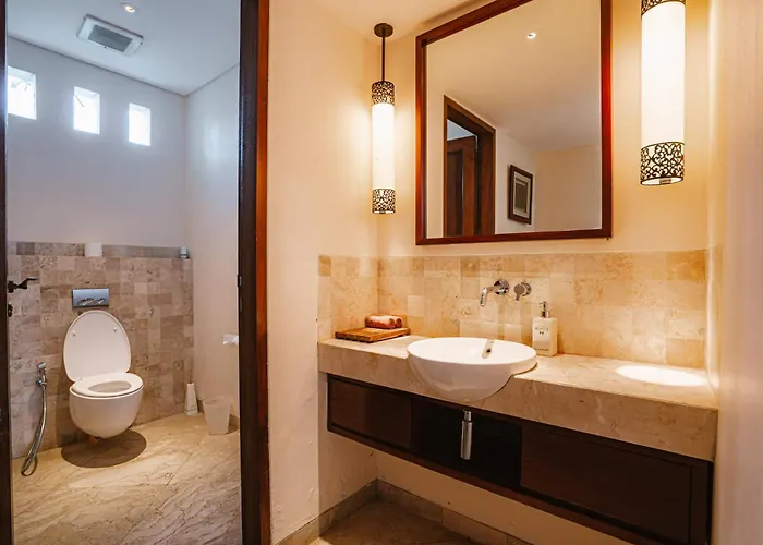 Rosita Oceanfront With Private Chef In Bali فيلة *